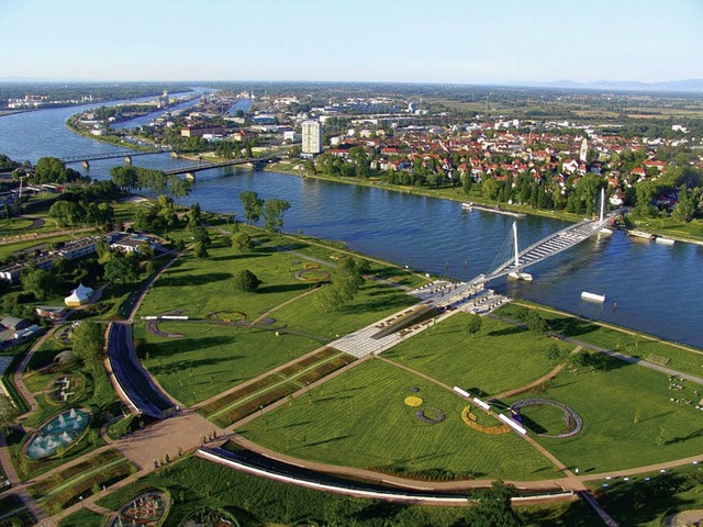 Auf dem Gelnde des frheren Mercure-H...ger Rhein-Ufer ein neues Stadtviertel.  | Foto: archivfoto: peter heck
