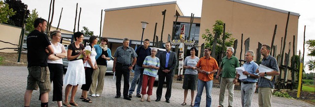 Der Krzeller Ortschaftsrat beim Vor-Ort-Termin an der Frderschule.   | Foto: Heidi Fssel