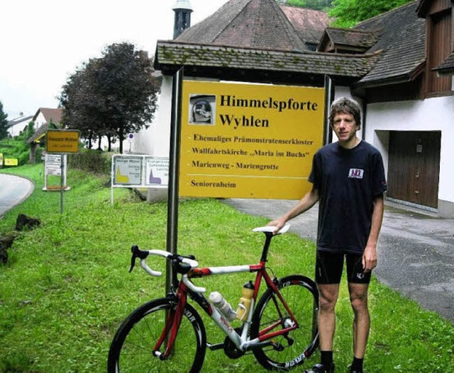 Christoph Fuhrbach in Wyhlen an der Hi...uli seinen Weltrekordversuch starten.   | Foto: Privat