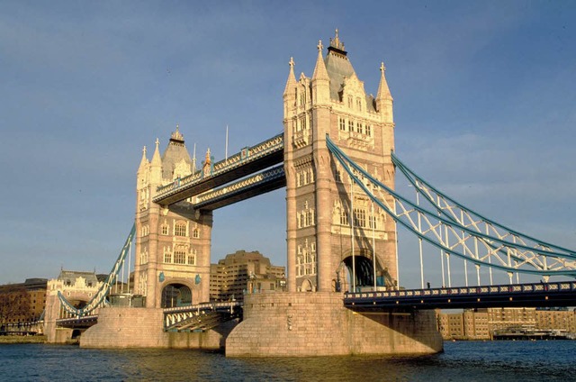 Eine Fahrt zur  Tower Bridge in London...d &#8211; gerade auch fr Jugendliche.  | Foto: British Tourist Authority