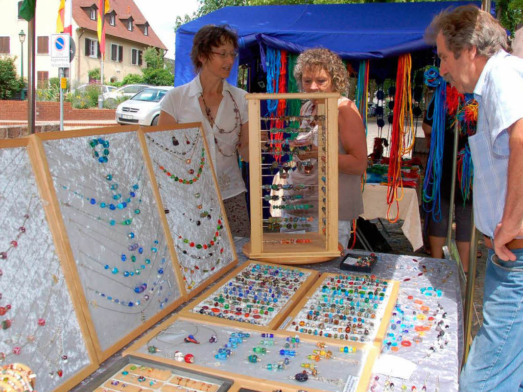 Kunsthandwerkermarkt im Rathaushof