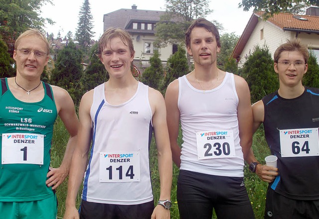 Siegertypen (von links): Damian Kallab...oll, Lukas Ebner und Dominik Sowieja.   | Foto: junkel