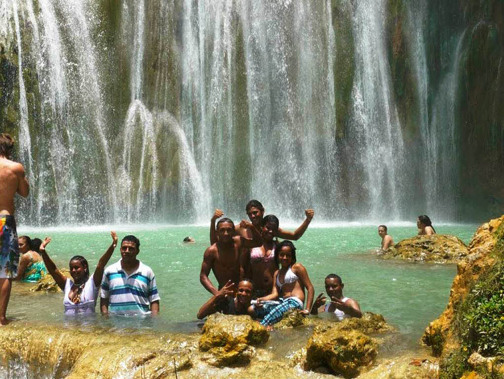 Beliebtes Ausflugs- und Badeziel: Wasserfall El Limon