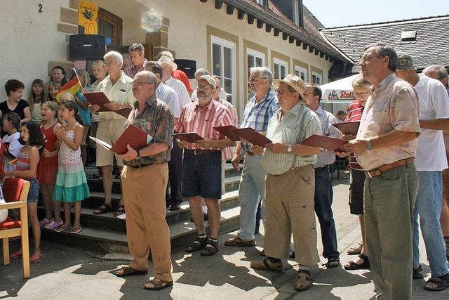 63 Kinder sichern Erhalt der Schule in Berau