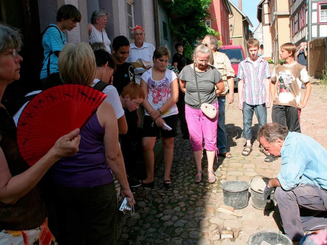 Pflaster gegen das Vergessen: Stolperstein in Ettenheim.  | Foto: erika Sieberts