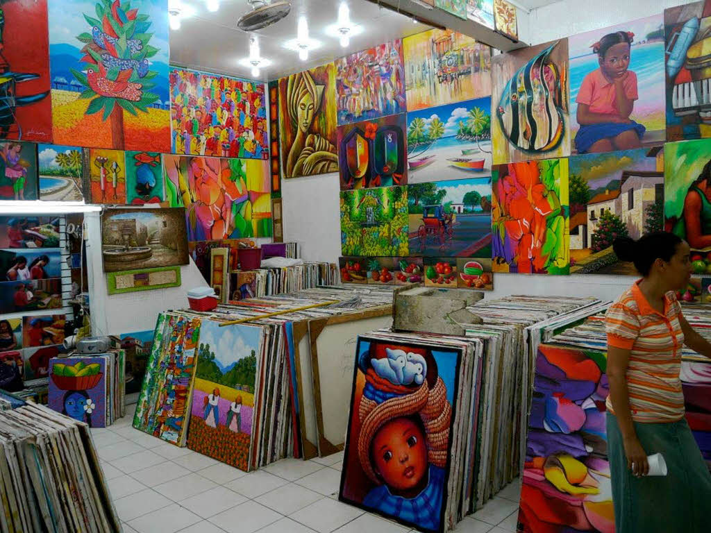 Die bunte karibische Malerei begegnet einem an jeder Ecke: In Form von Massenproduktion<ppp></ppp>