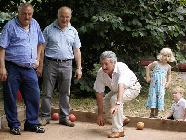 Norbert Adam zeigte, was er als Boccia-Spieler drauf hat.   | Foto: Werner