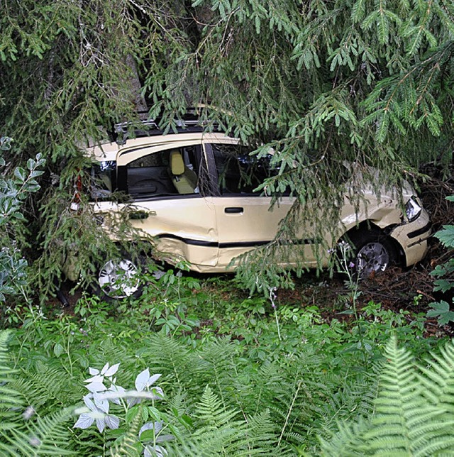 Zwei Leichtverletzte forderte dieser Unfall beim Bahnhof Kappel-Grnwald  | Foto: Martin Ganz