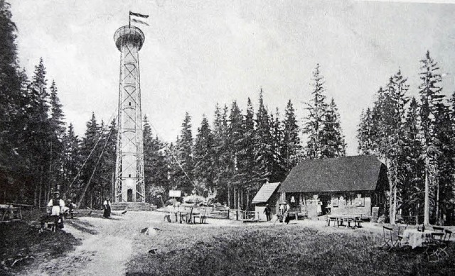 Der neue Turm und das &#8222;Waldheim&#8220; um 1900 auf dem Hochfirst.  | Foto: privat