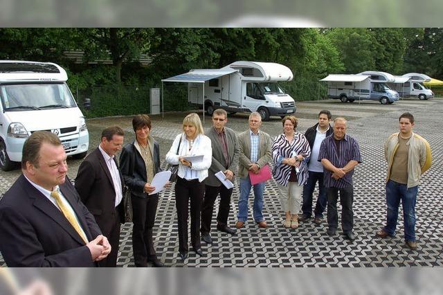 Stadt prft Campingplatz-Standorte