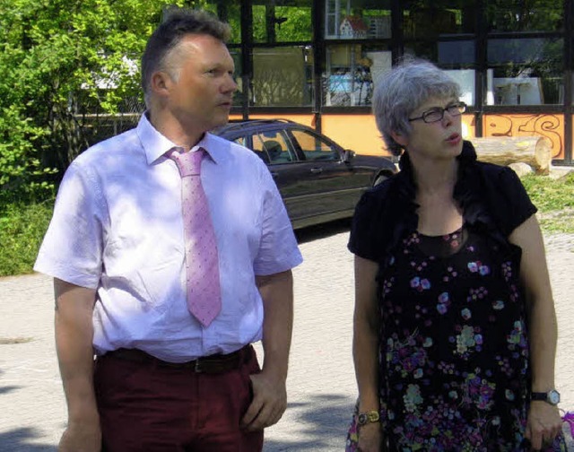 Walter Krgner besucht als SPD-Abgeord...Rektorin Blawert zur Ganztagesschule.   | Foto: Julia Fuchs