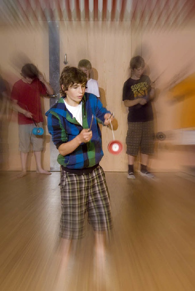 Anderes Lernen: Zirkus der Waldorfschule Freiburg-Wiehre.   | Foto: Bz