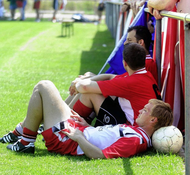 Bei der Hitze suchten die Spieler beim...auf, um sich ein bisschen auszuruhen.   | Foto: Wolfgang Knstle