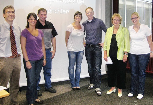 Von links Rektor Werner Nagel, Sabrina...ierungsabend in der Silberbergschule.   | Foto: Schule