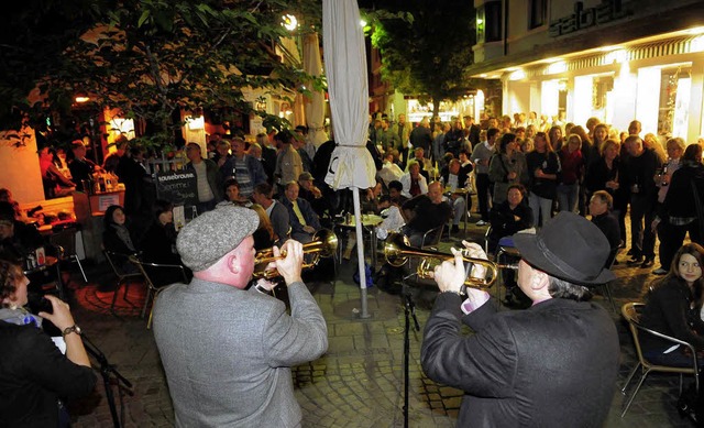 Mit Musik in die Ferien: Nchsten Sams...amp; Helfen in drei Gastwirtschaften.   | Foto: knstle