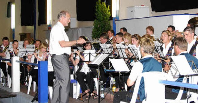 Die Stadtmusik umrahmte den Festakt un...berger bei seiner Zeitreise klangvoll.  | Foto: Norbert Sedlak