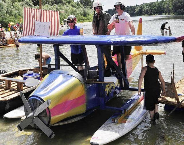 Der &quot;Top Clean Trdella&quot;-Fli...s fr das originellste Wasserfahrzeug.  | Foto: Alexander Anlicker