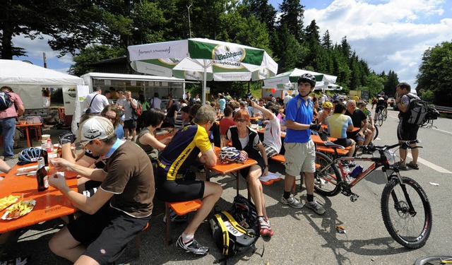 Gute Stimmung am Ziel auf dem Gipfel   | Foto: Rita Eggstein