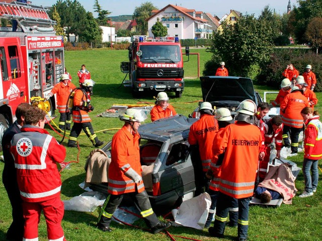 Auf die Weiterbildung durch  bungen w...r Ihringer Feuerwehr viel Wert gelegt.  | Foto: Elisabeth Jakob-Klblin