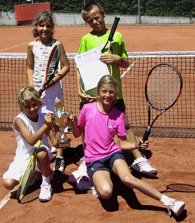 Annika Leber, Tim Eckstein, Jan Sieger...n Platz beim Tennis-Kleinfeldturnier.   | Foto: Privat