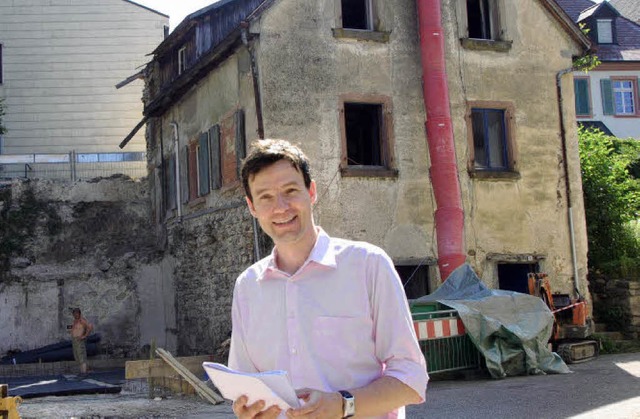 Brgermeister Andreas Hall freut sich,... Husern wieder Glanz  zu verschaffen.  | Foto: MARKUS Donner