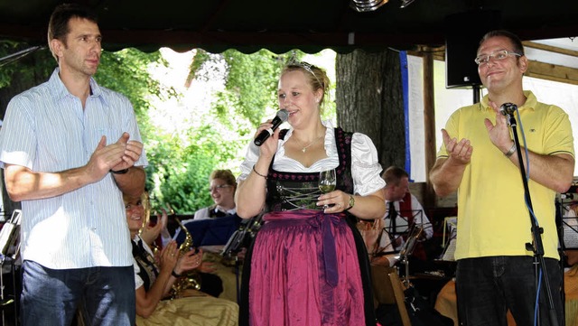 Weinprinzessin Sarah Kappeler erffnet...inger Musikvereins, spendeten Beifall.  | Foto: meike zorn
