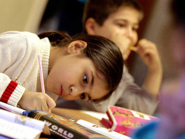 Besser lernen in der trkischen Privatschule?  | Foto: dpa