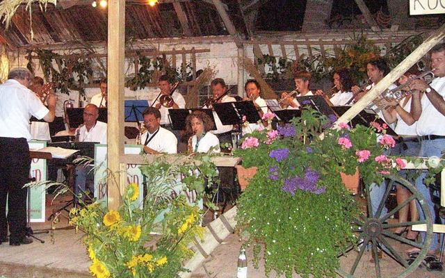 Wo andere normalerweise arbeiten &#821... Jahr wieder mit viel Musik gefeiert.   | Foto: musikverein hugstetten