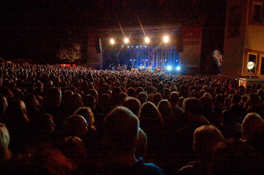 Kleine Frau, große Bühne: Amy MacDonald in Emmendingen Kleine Frau, große Bühne: Amy MacDonald in Emmendingen