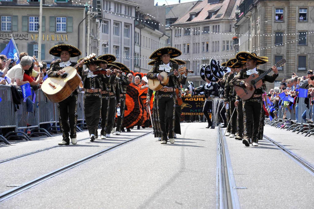 Die Basel Tattoo Jubilumsparade