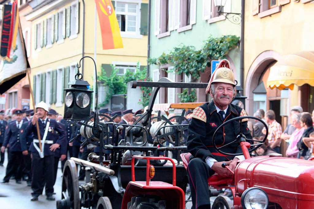 Mit dabei waren zahlreiche Feuerwehrabteilungen mit ihren Gertschaften.