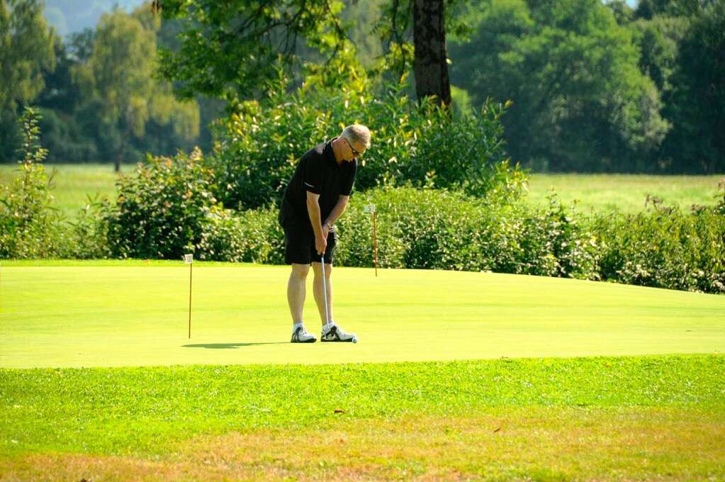 Anzeigen-Dossier Mercedes-Benz GolfMasters Sdbaden 2010