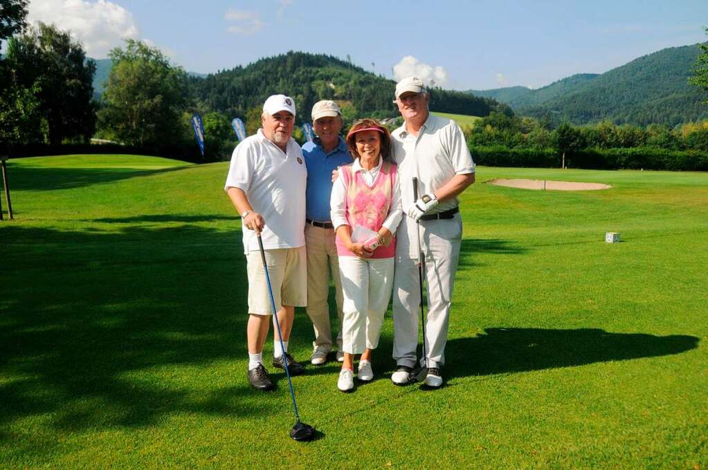 Anzeigen-Dossier Mercedes-Benz GolfMasters Sdbaden 2010