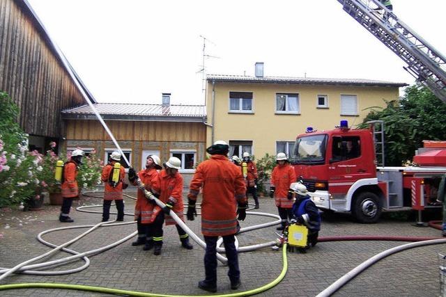 120 Wehrmnner vor Ort