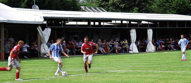 Im Spiel um Platz 5 besiegte beim Mark...t) den TuS Binzen klar mit 4:0 Toren.   | Foto: Sedlak