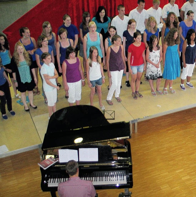 Ein Konzert mit Chren, Streichorchest...igband am Kreisgymnasium begeisterte.   | Foto: Privat