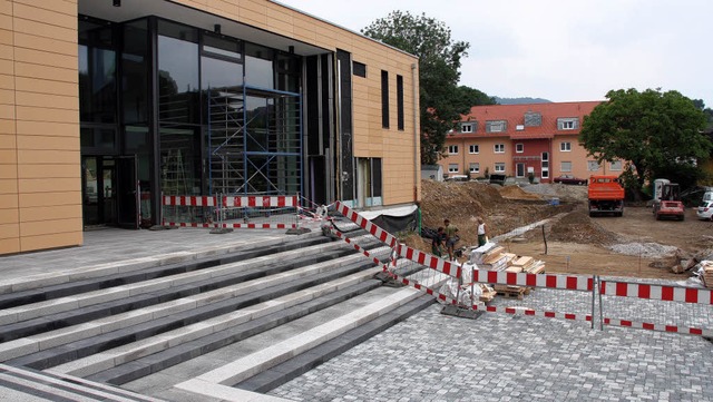 Die Arbeiten zur Neugestaltung der Ort...lossen. Anfang Oktober ist Einweihung.  | Foto: Silvia Faller