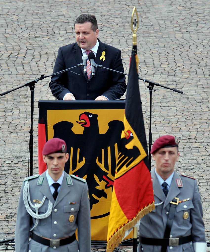 Bundeswehr-Gelbnis in Stuttgart.