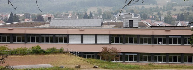 600 Quadratmeter Platz fr Photovoltai...in das  Dach der August-Macke-Schule.   | Foto: frey