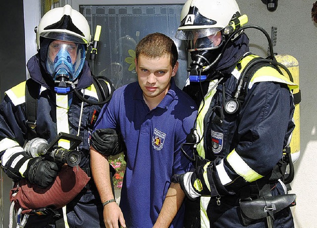 Geschafft: Die Person ist in Sicherhei...lung Harpolingen lief alles nach Plan.  | Foto: hans-walter mark