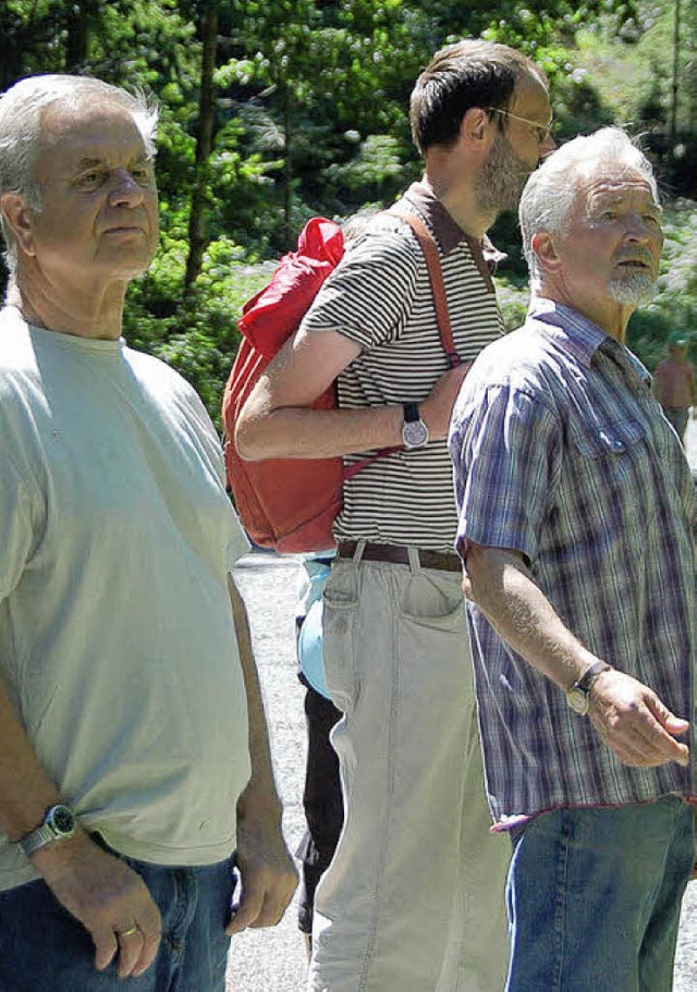 Ignaz Kogler (rechts) erlutert den Te...erstaubeckens mit sich bringen wrde.   | Foto: hrvoje miloslavic