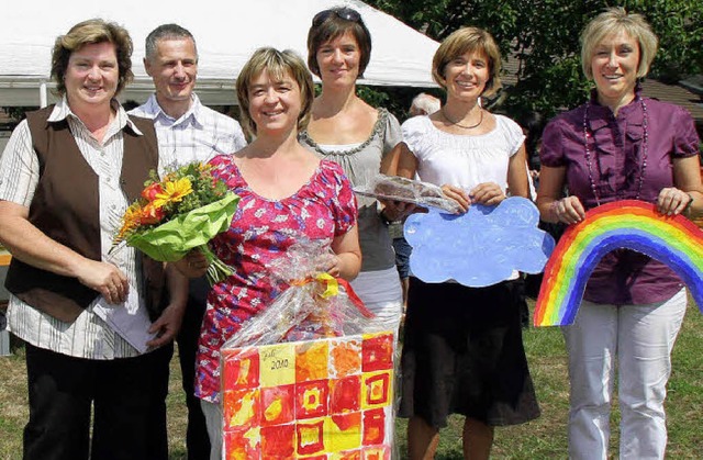 Im Rahmen des Burkheimer  Sommerfestes...on Pfarrer Johannes Gut verabschiedet.  | Foto: herbert trogus