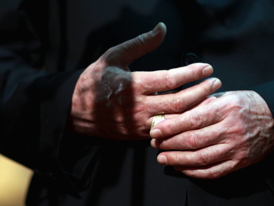 Wie hlt es das Ordinariat mit der Wahrheitssuche?  | Foto: ddp
