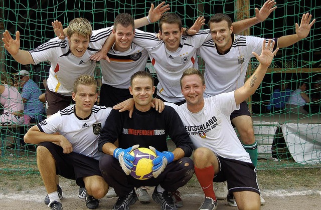 Grmpelsieger beim Schnzleturnier in ...e Kicker vom &#8222;FC Schland&#8220;.  | Foto: K. Berger