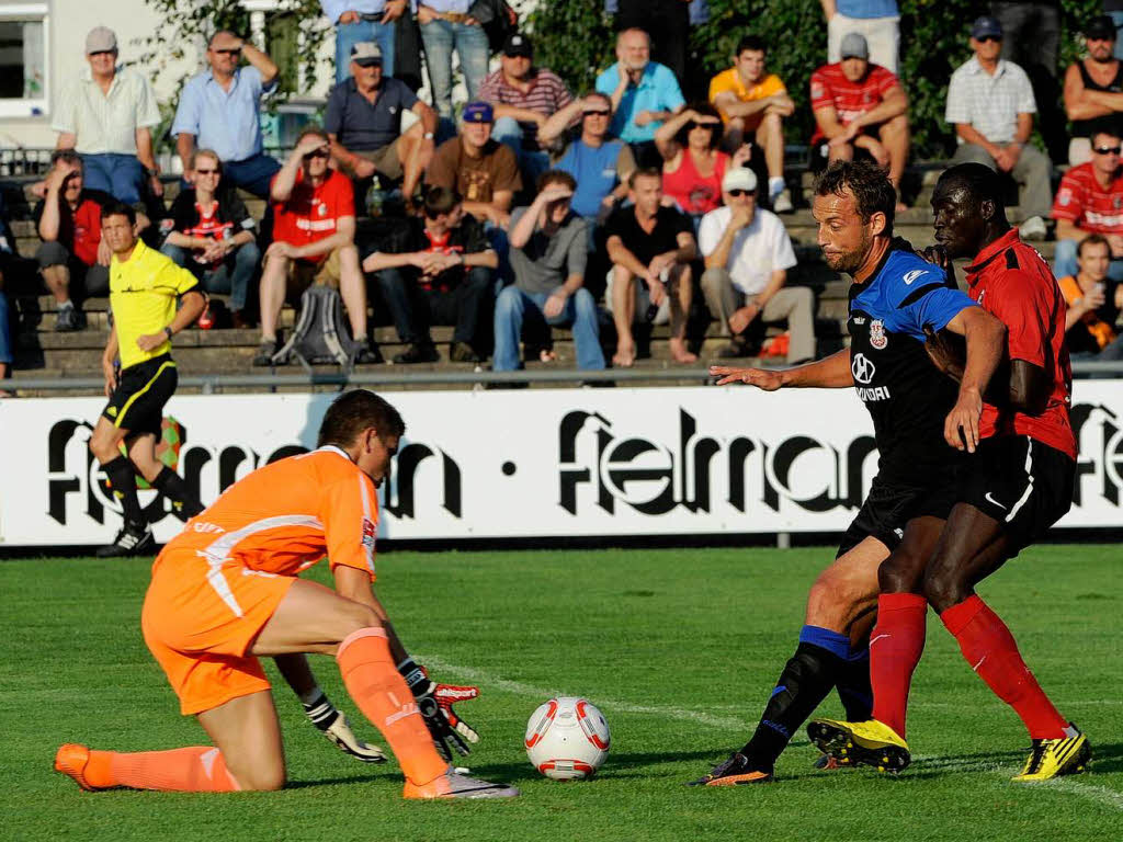 Erste Liga vs. zweite Liga: Das Testspiel zwischen dem SC Freiburg und dem FSV Frankfurt in Offenburg, Endstand 1:4.