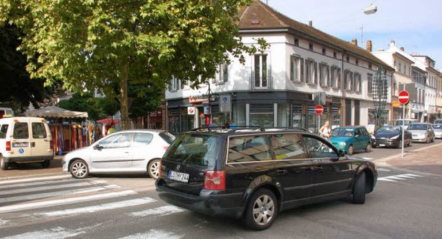 &#8222;Bitte wenden!&#8220; Der Auffor...zur Palmstrae nicht mehr mglich ist.  | Foto: Nikolaus Trenz