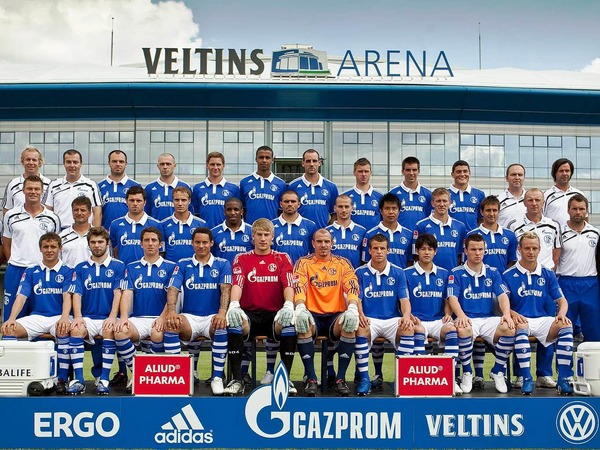 Schalke O4: 1 (modischer Tiefflieger) bis 10 (Haute Couture)