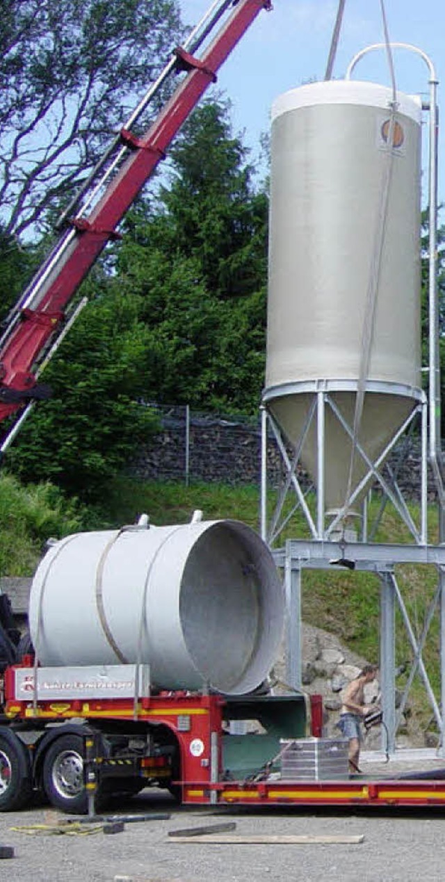 Der Winter kann kommen: Das zweite Silo in Bernau steht.  | Foto: privat