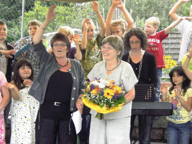Angelika Mennle, 30 Jahre Lehrerin an ...urde  in den Ruhestand verabschiedet.   | Foto: Privat
