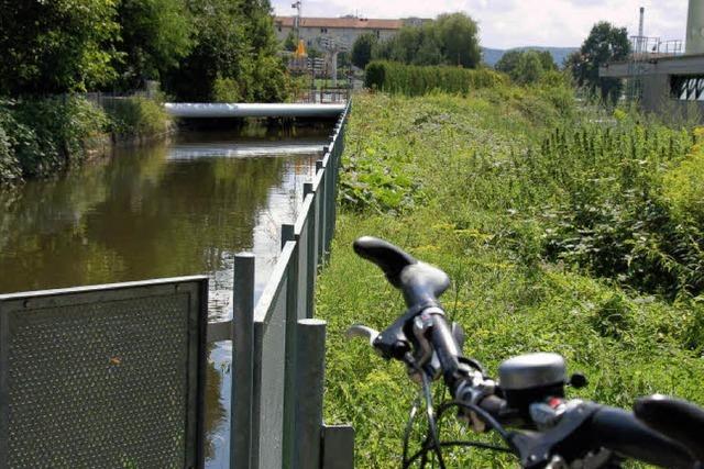 Velostation vor Kanalroute